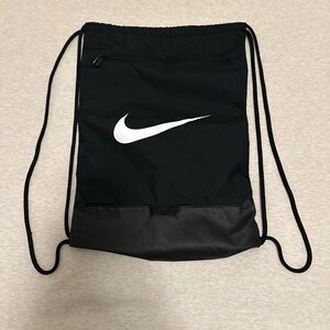 Nike Black and White Drawstring Backpack